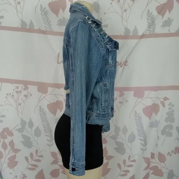 Forever21 premium denim Spike shoulder back distressed Jean jacket size Small - Picture 6 of 10
